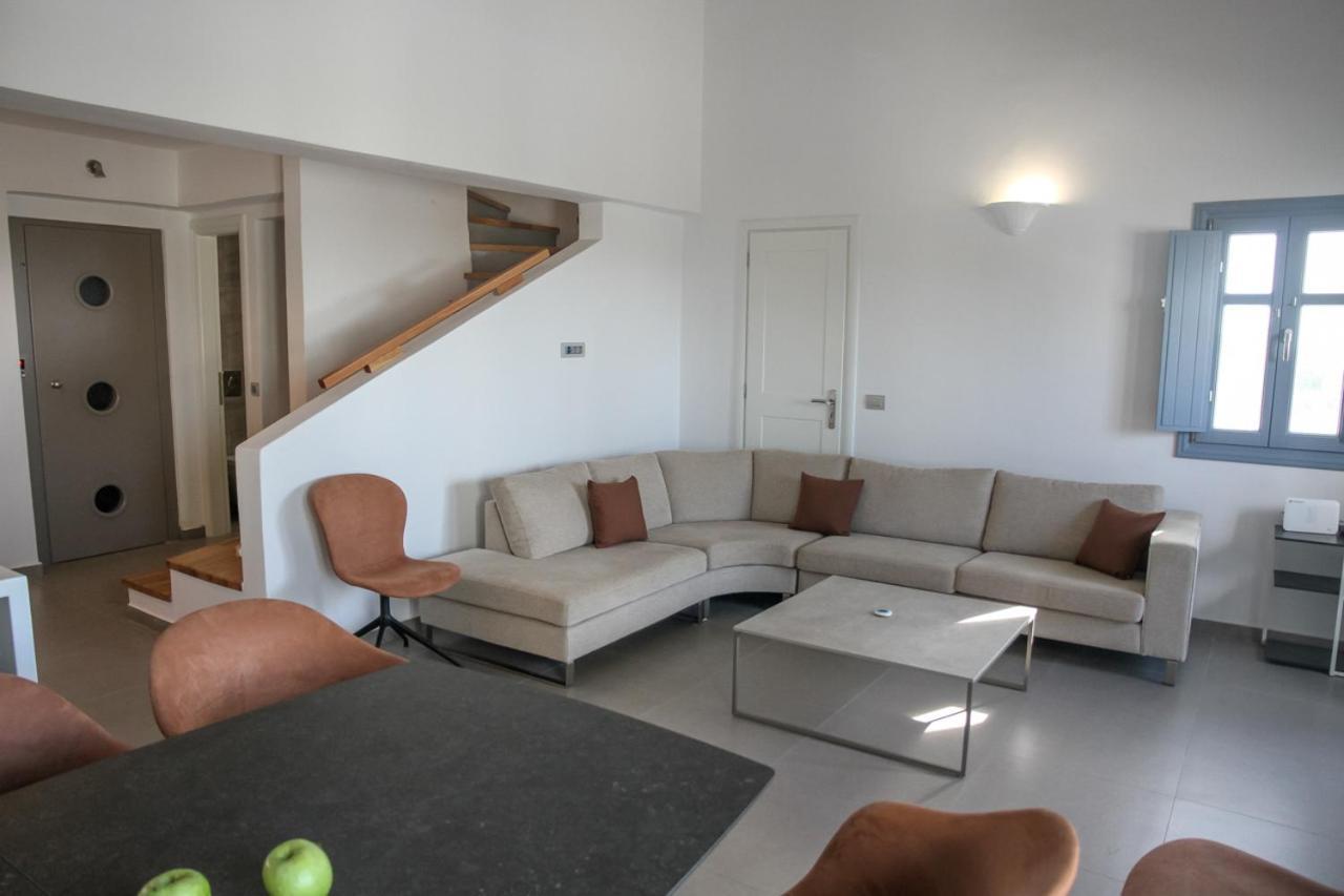NEW Maroussi Villas Pýrgos Esterno foto